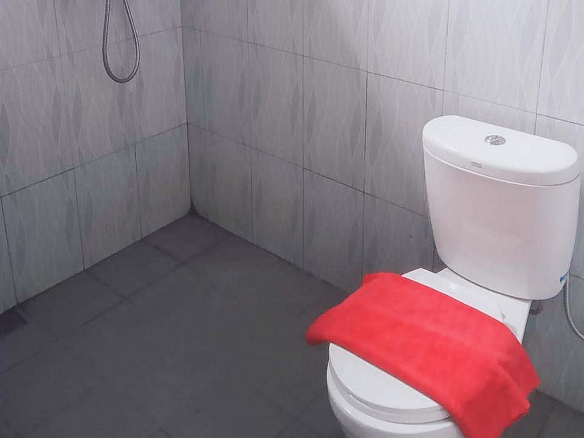 Reddoorz @ Jalan Pendidikan Mataram Tanjungkarang Ngoại thất bức ảnh